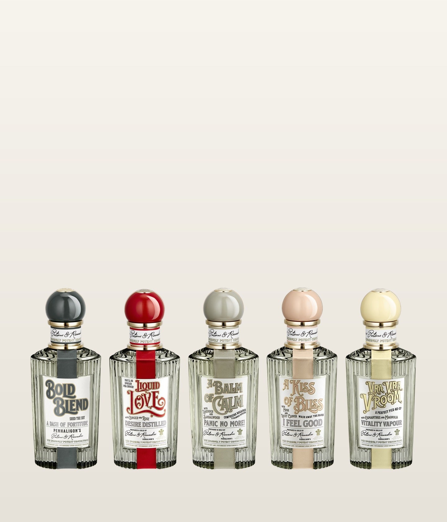 Penhaligon's Potions & Remedies, fünf Flakons mit Apothekenetiketten in einer Reihe