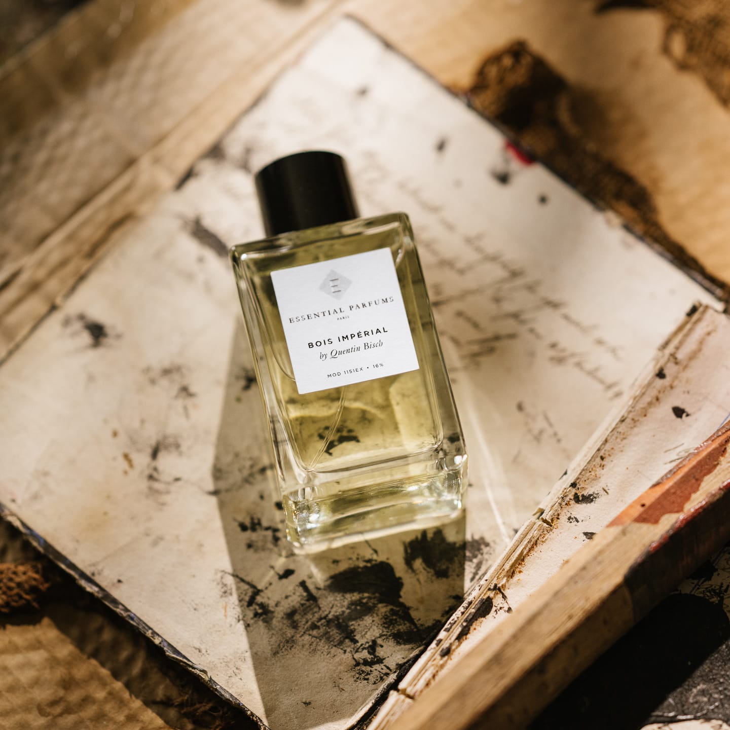 Serie: Essential Parfums > Bois Impérial