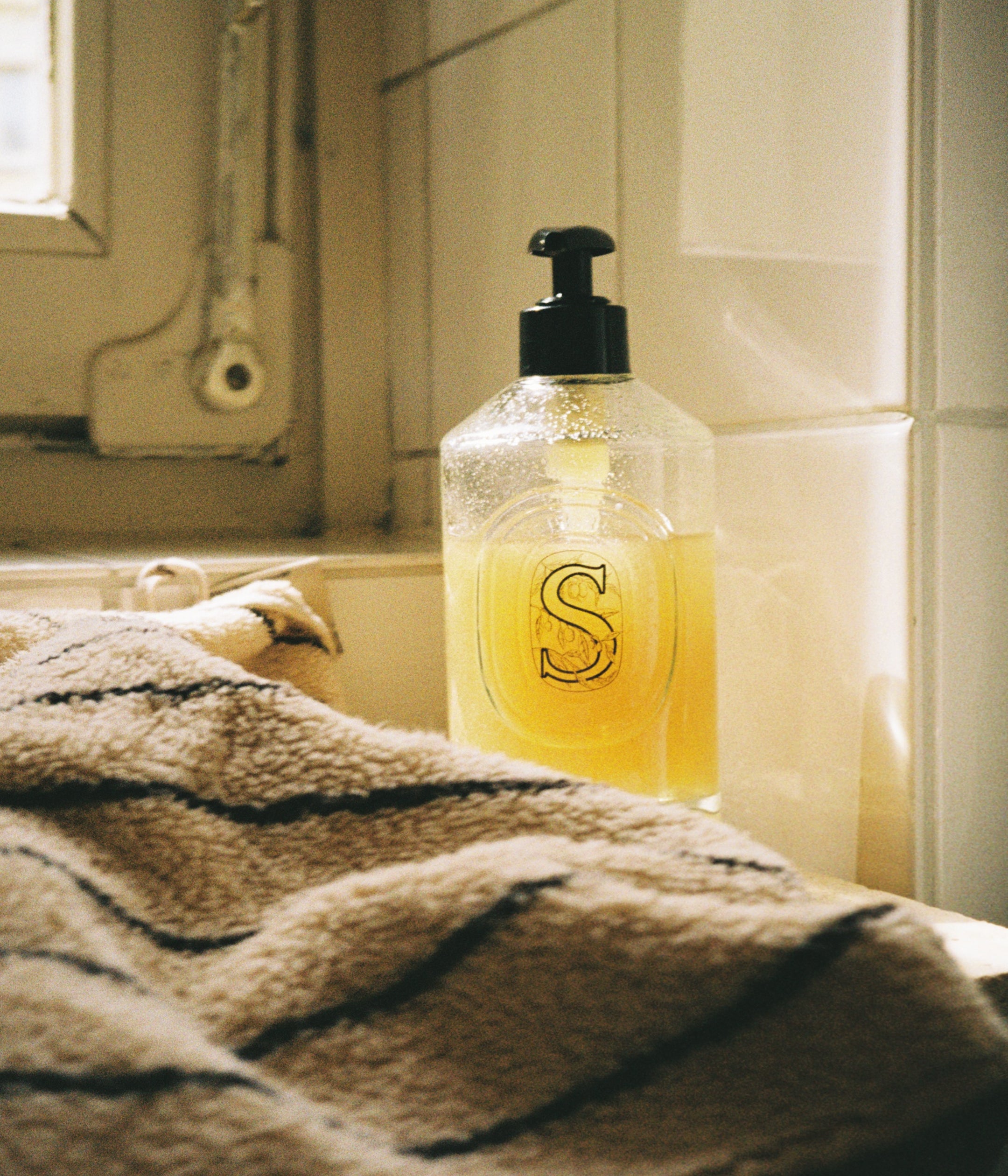 Exfoliating Hand Wash
